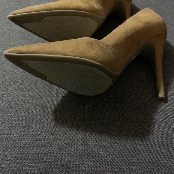 GUESS Suede pumps - Picture 5 of 5